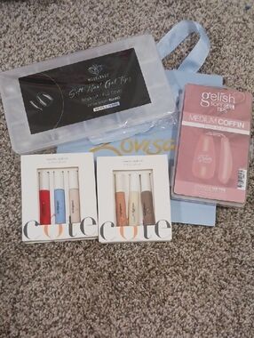 4 Item Nail Lots!!